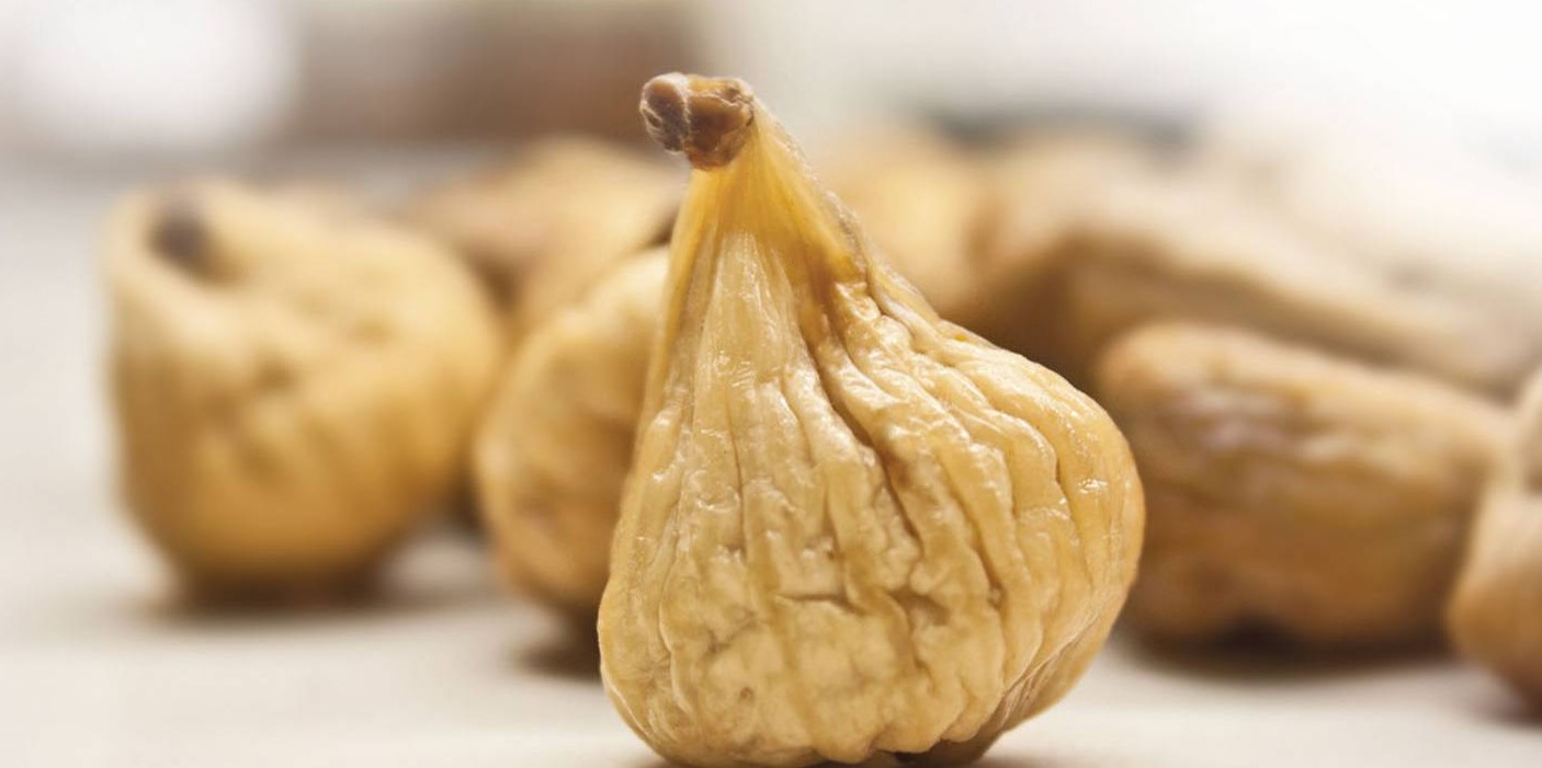 Higos secos: propiedades nutricionales, beneficios digestivos y cómo tomarlos a diario